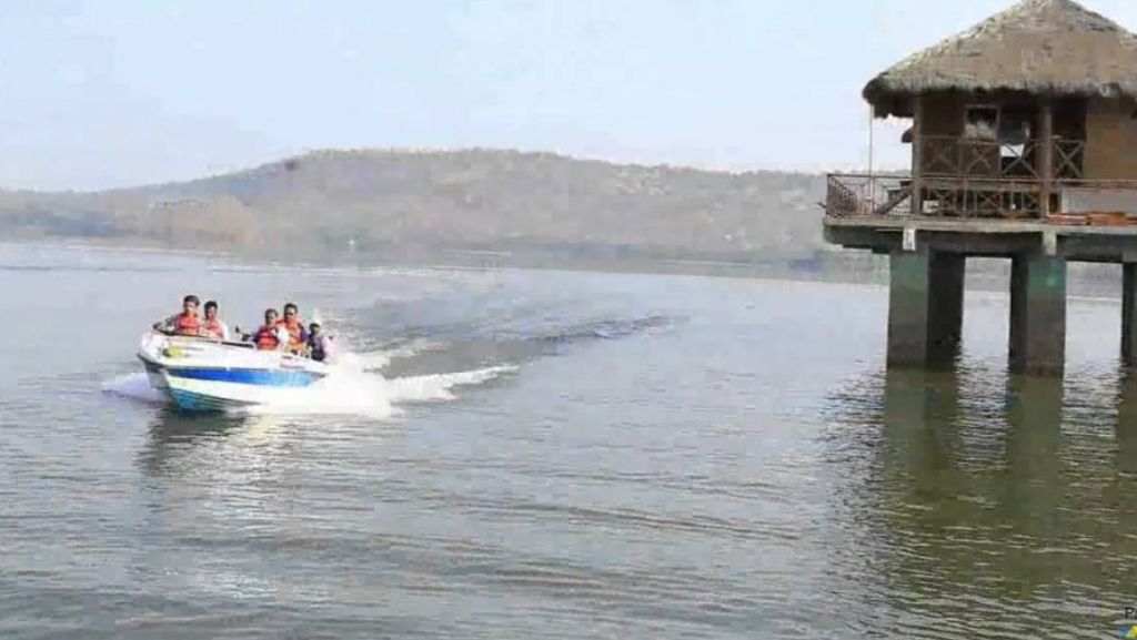 Laknavaram boating